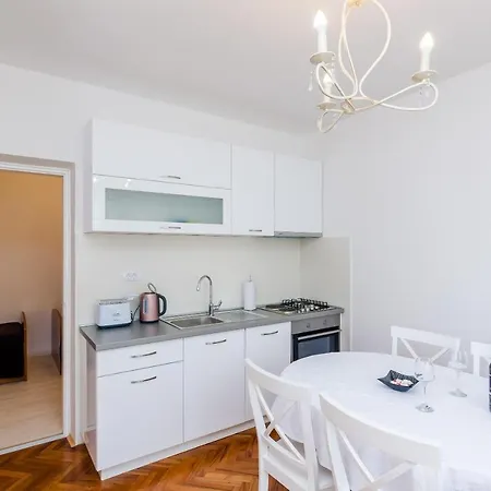Heliva - Two Bedroom